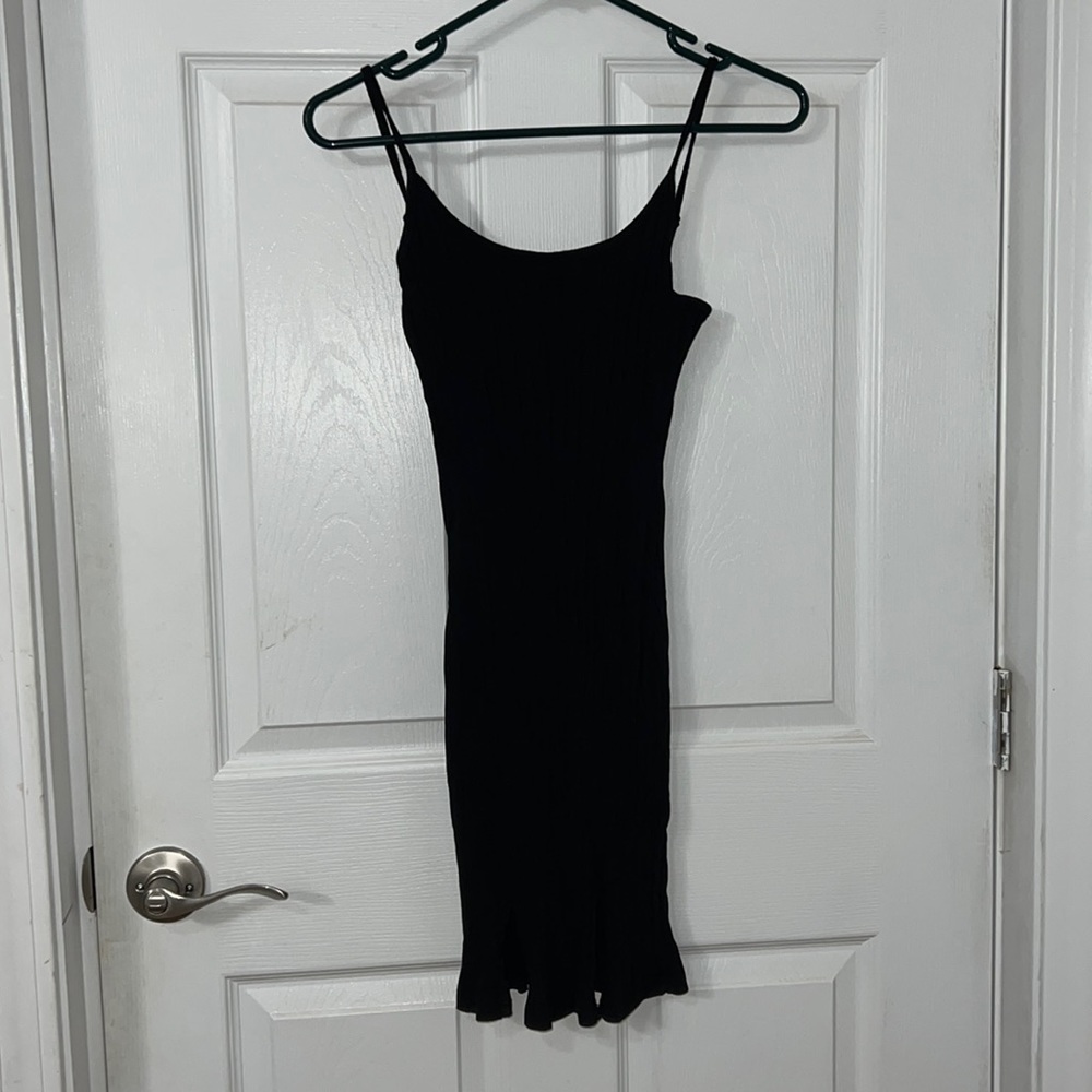 Ribbed Black Dress